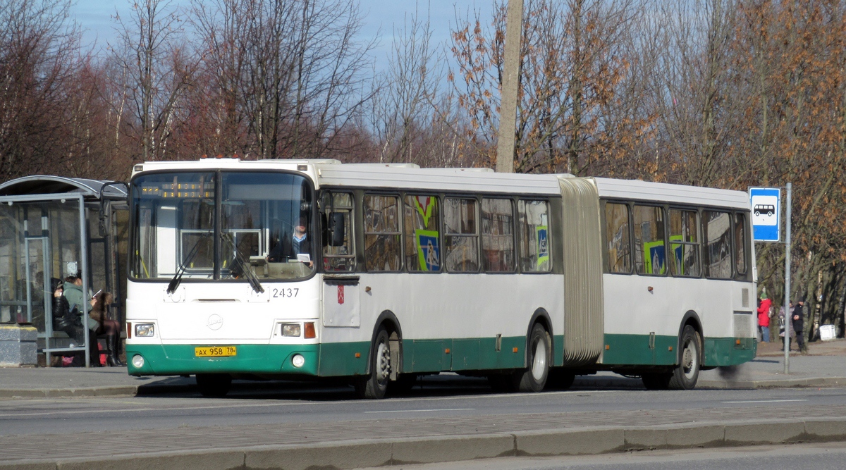 Санкт-Петербург, ЛиАЗ-6212.00 № 2437