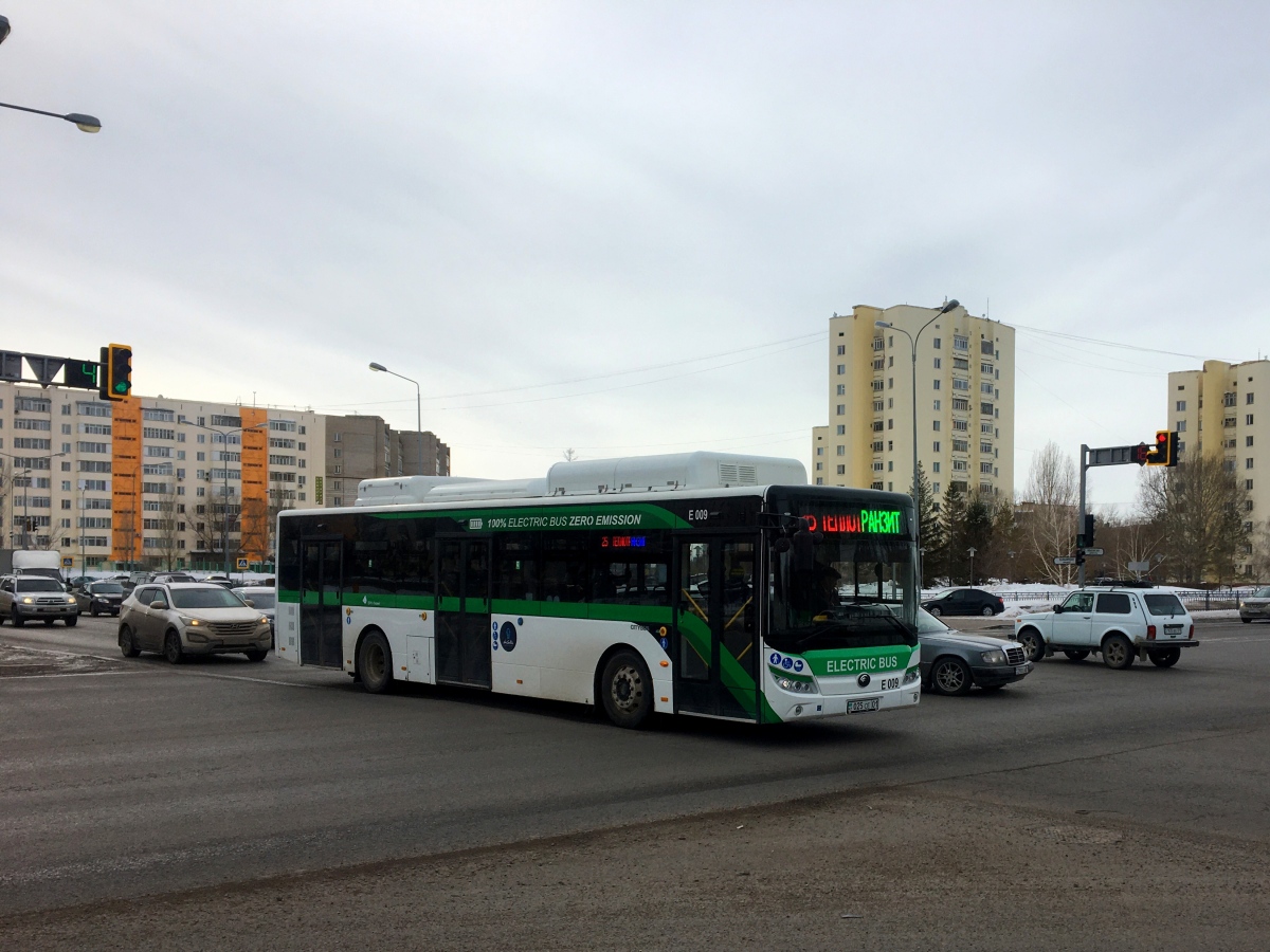Астана, Yutong E12LF (ZK6128BEVG) (СарыаркаАвтоПром) № E009