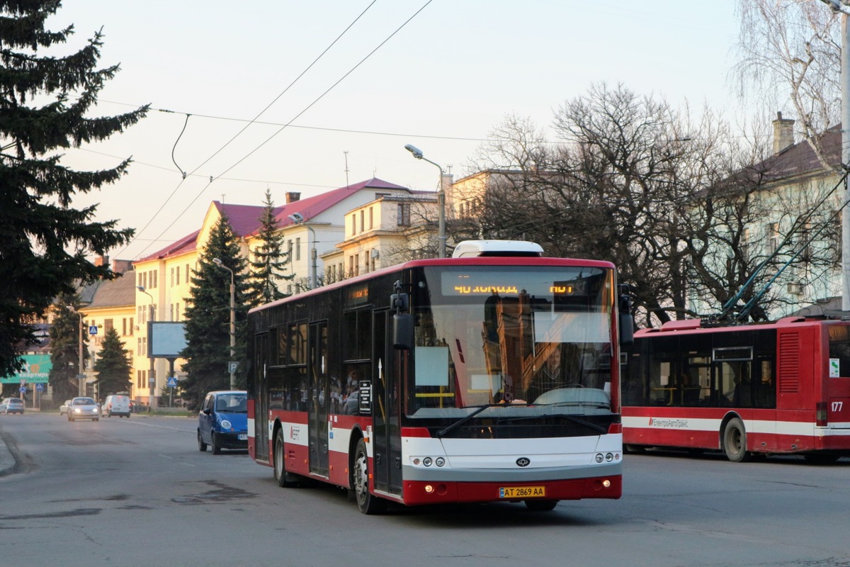 Ivano-Frankovsk region, Bogdan A70132 # AT 2869 AA