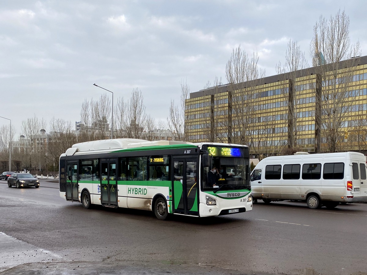 Астана, IVECO Urbanway 12M Hybrid (СарыаркаАвтоПром) № A307
