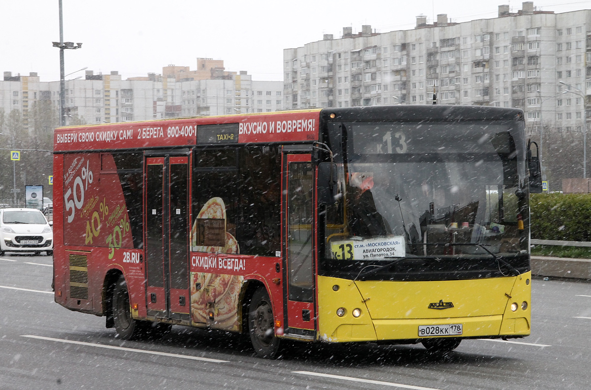 Санкт-Петербург, МАЗ-206.067 № В 028 КК 178