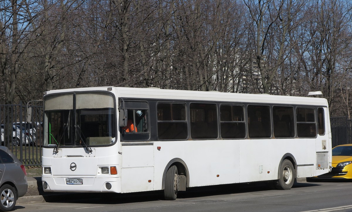 Moskva, LiAZ-5256.35-01 č. М 821 ХО 750