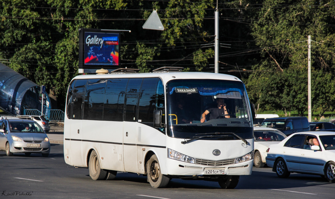 Новосибирская область, Yutong ZK6737D № Е 201 СР 154