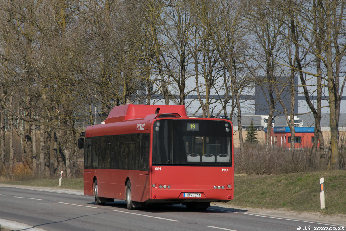 Литва, Solaris Urbino III 12 CNG № 951