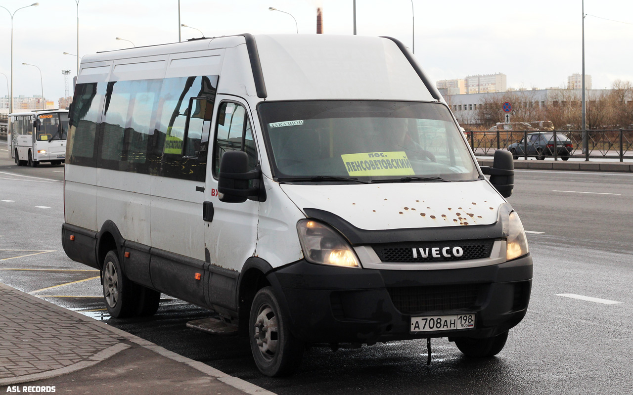 Санкт-Петербург, Нижегородец-2227UU (IVECO Daily) № А 708 АН 198