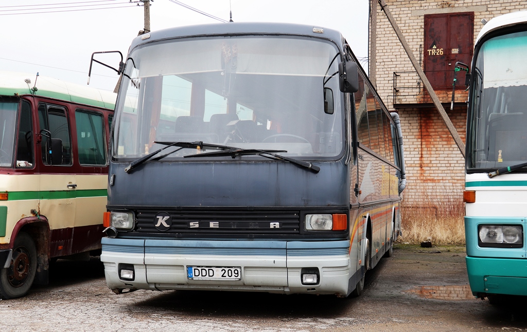 Литва, Setra S215HR-GT № DDD 209