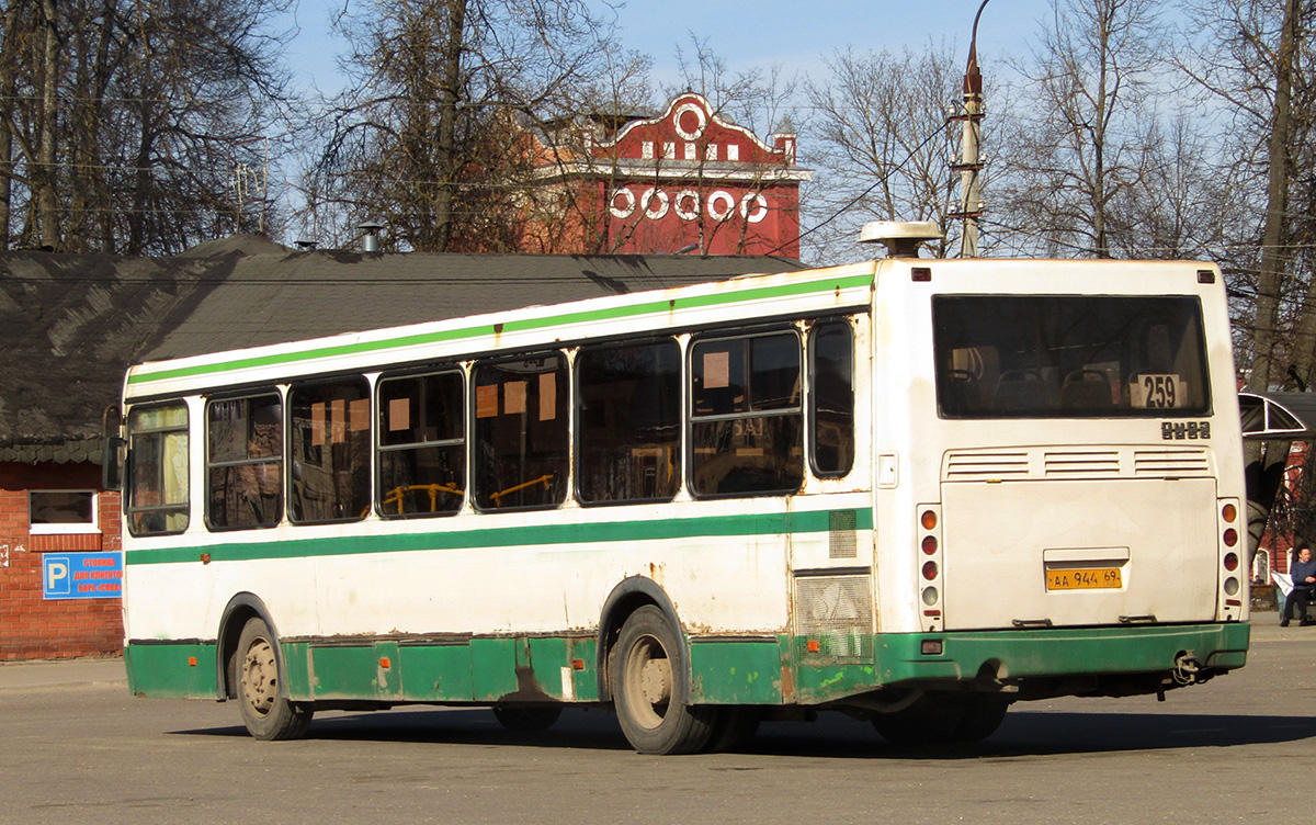 Тверская область, ЛиАЗ-5256.36 № АА 944 69