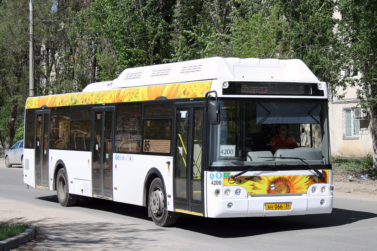 Волгоградская область, ЛиАЗ-5292.67 (CNG) № 4200