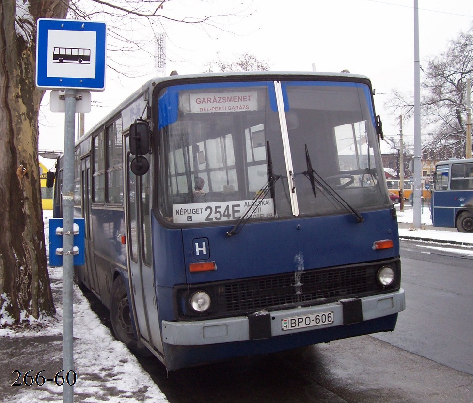 Венгрия, Ikarus 260.45 № 06-06