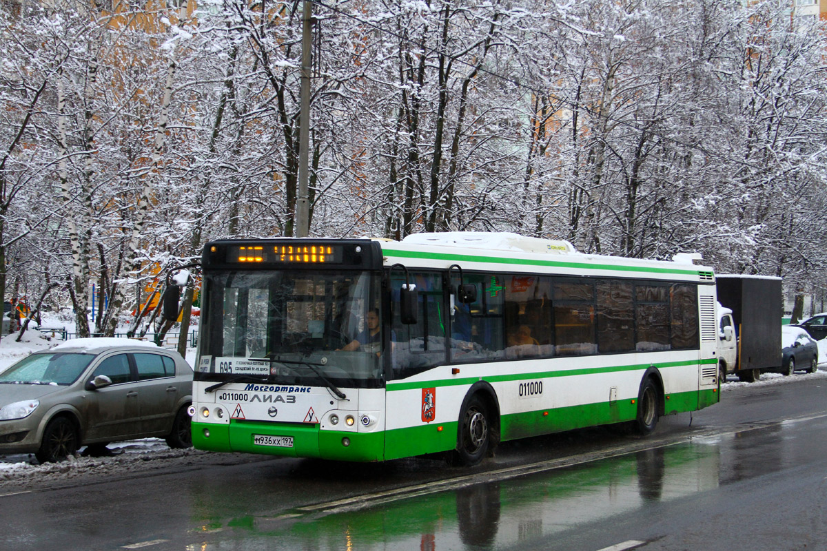 Moskwa, LiAZ-5292.22-01 Nr 011000