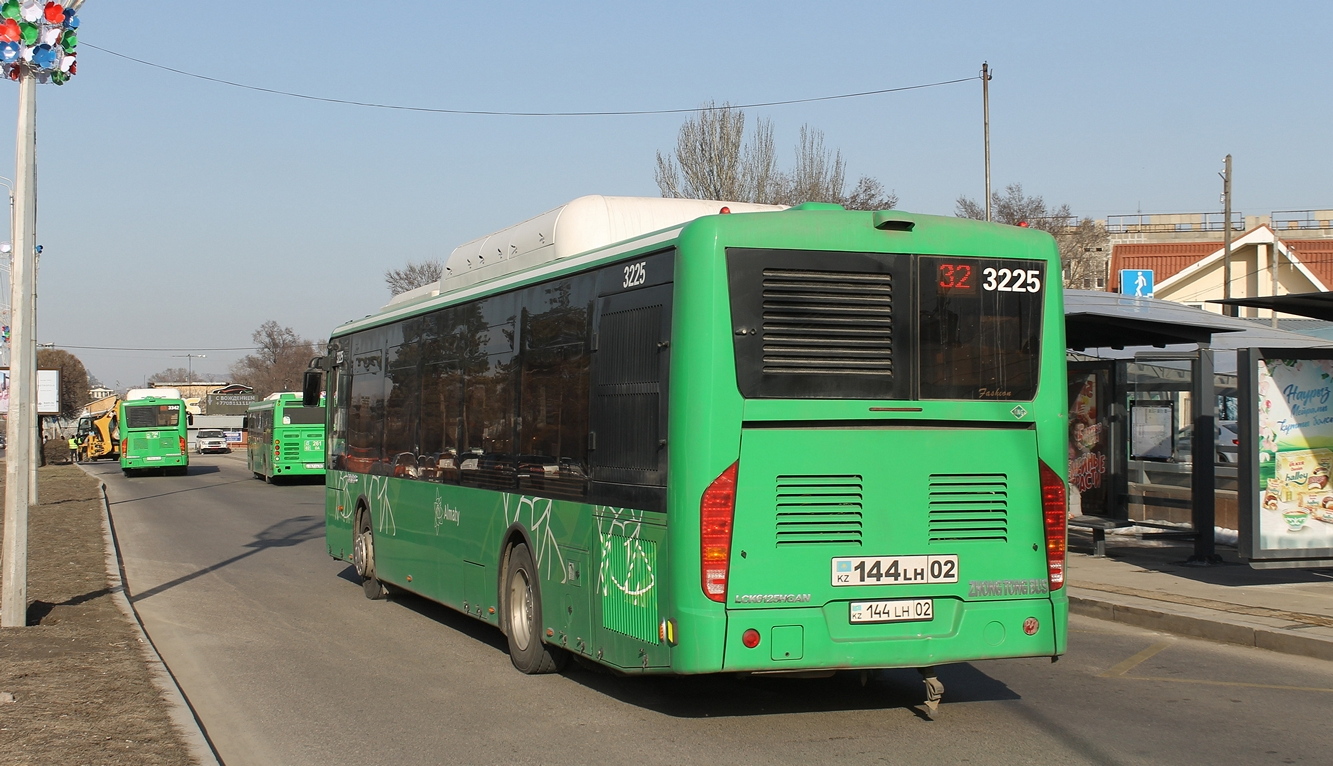 Алматы, Zhong Tong LCK6125HGAN № 3225