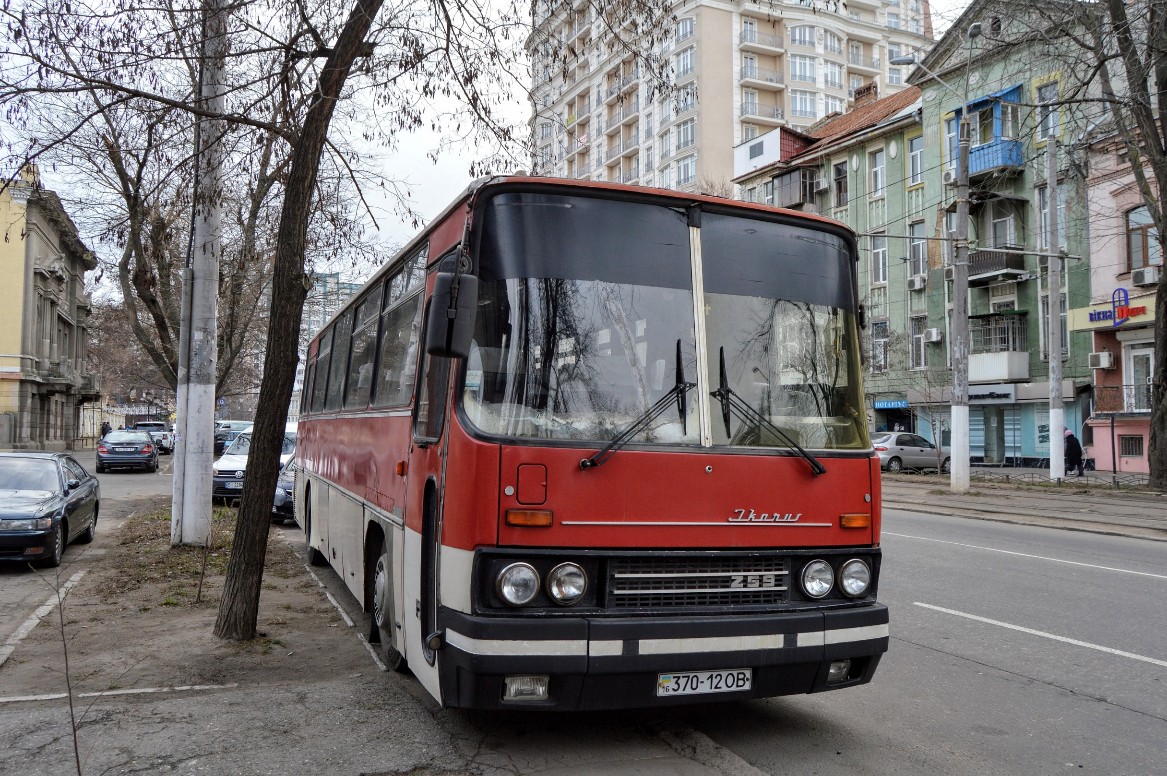 Odessa region, Ikarus 256.54 # 370-12 ОВ
