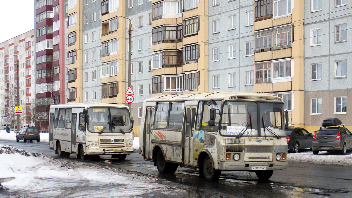 Архангельская область, ПАЗ-320302-08 № 3703; Архангельская область, ПАЗ-32054 № 2033