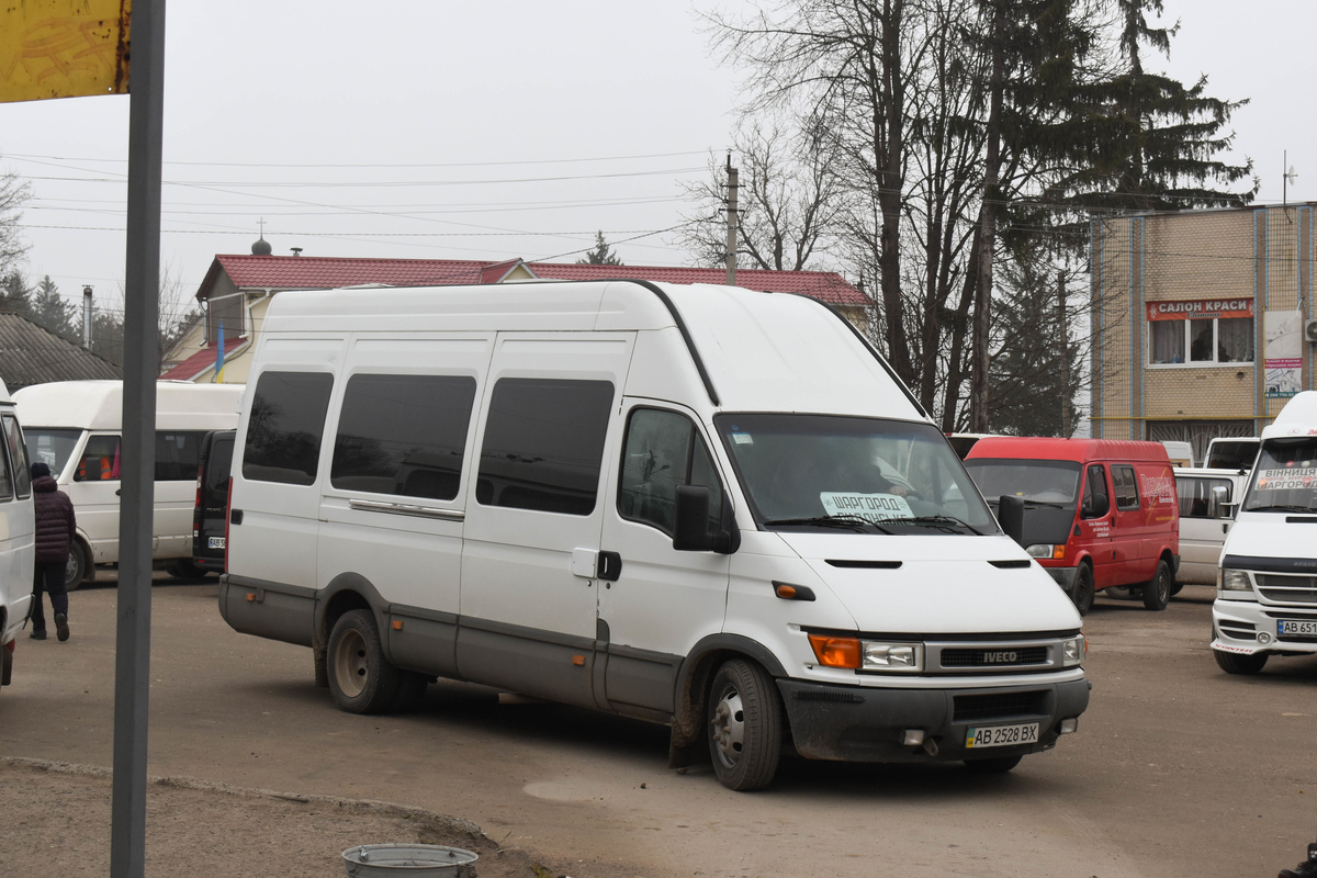 Винницкая область, IVECO Daily 35C12 № AB 2528 BX