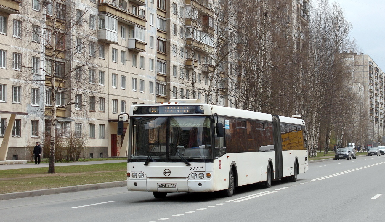 Sankt Petersburg, LiAZ-6213.20 Nr 2229