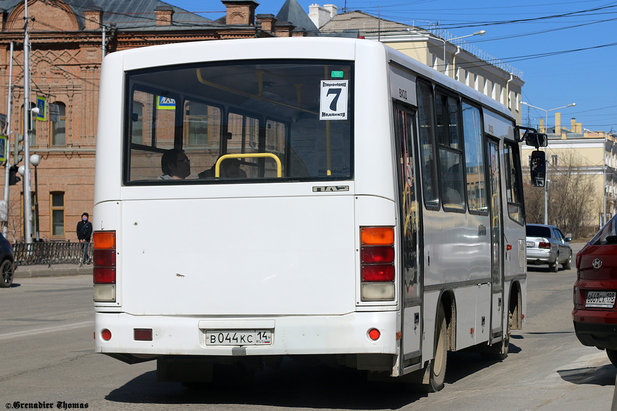 Саха (Якутия), ПАЗ-320302-08 № В 044 КС 14