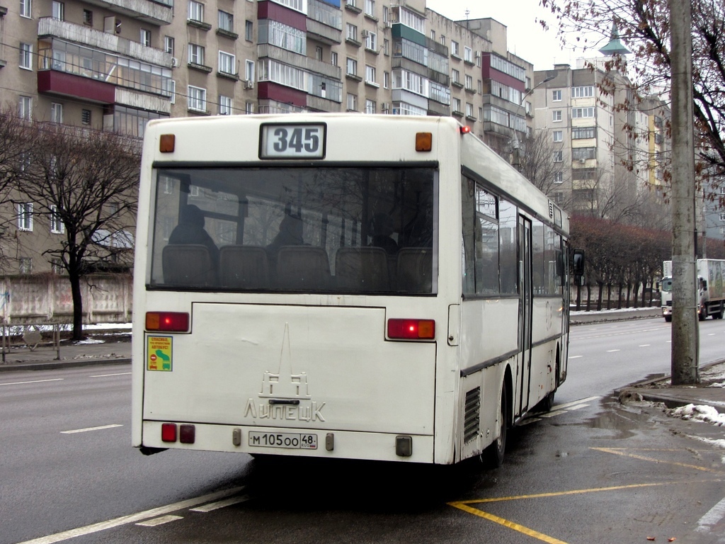 Липецкая область, Mercedes-Benz O405 № М 105 ОО 48