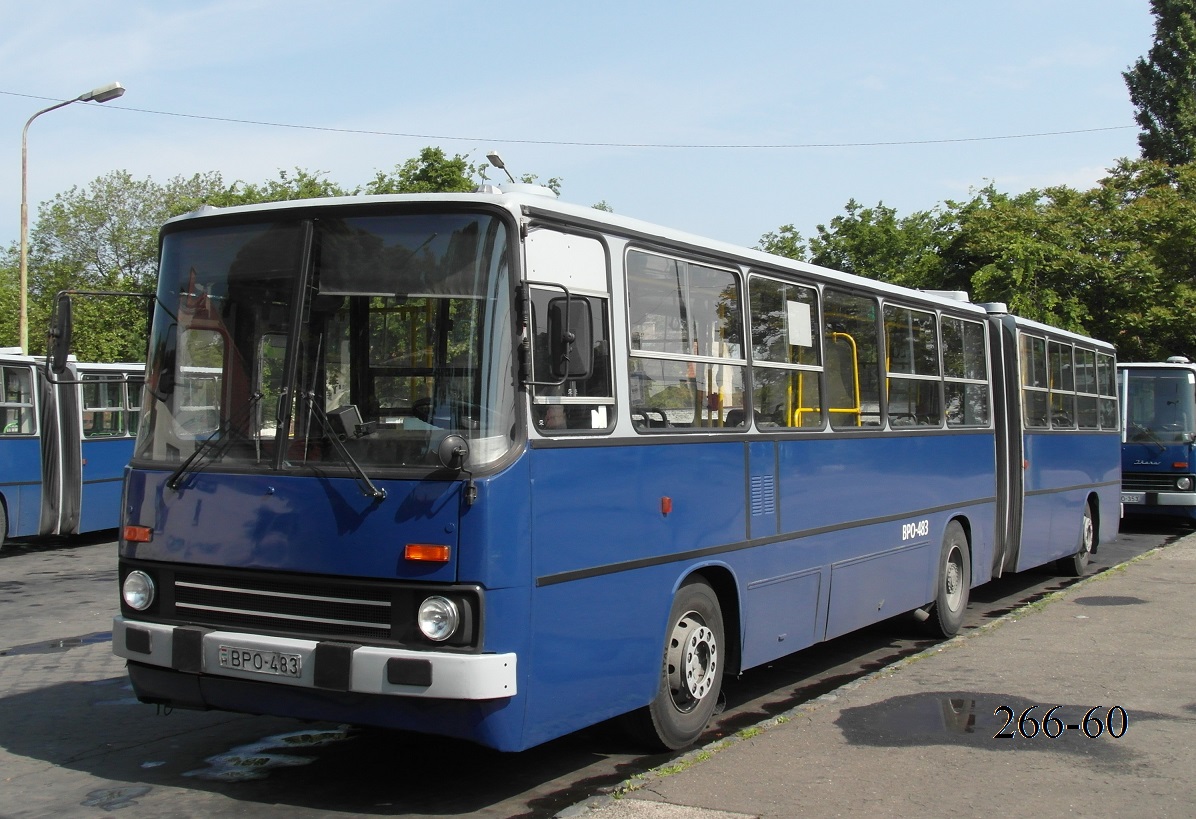 Ungarn, Ikarus 280.40A Nr. 04-83