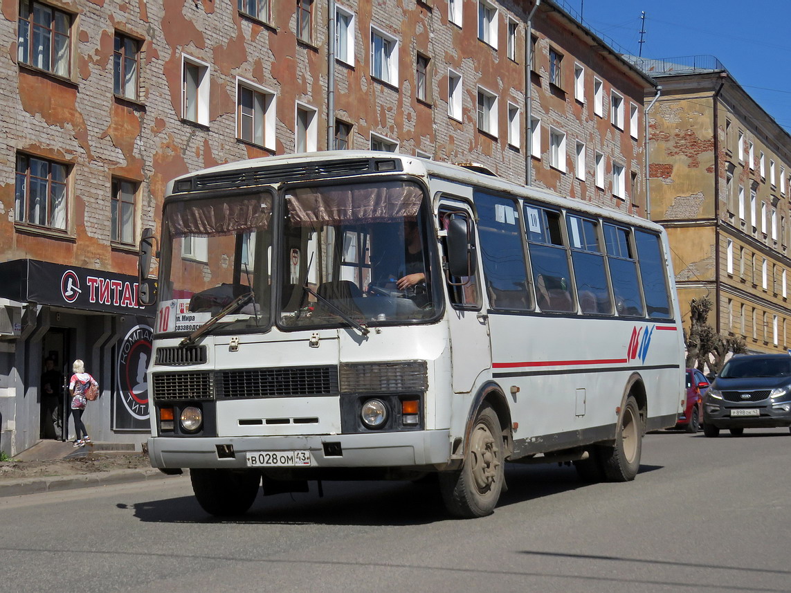 Кировская область, ПАЗ-4234 № В 028 ОМ 43