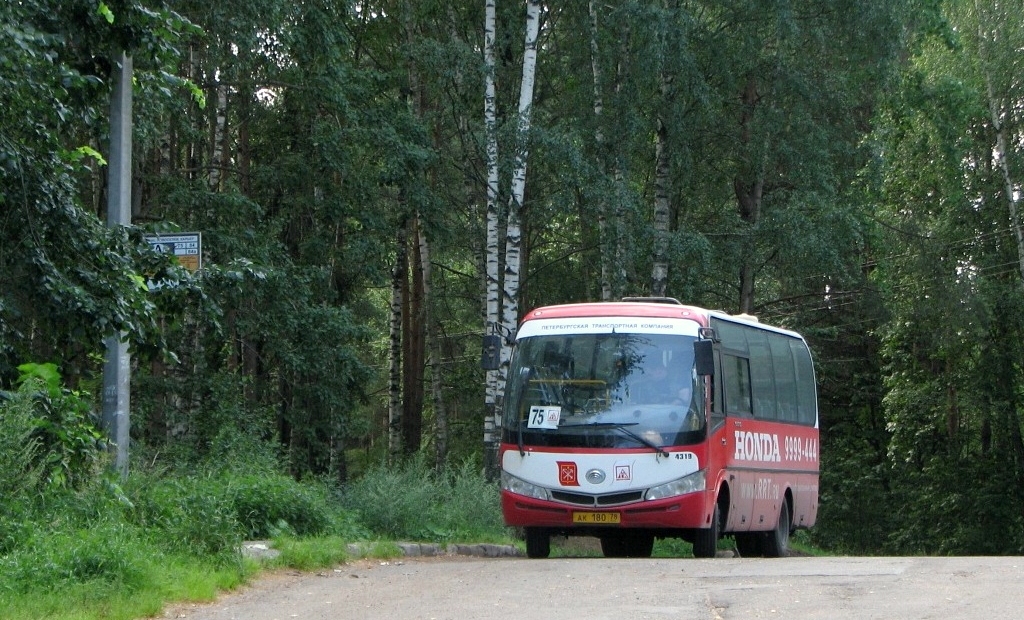 Санкт-Петербург, Yutong ZK6737D № n319