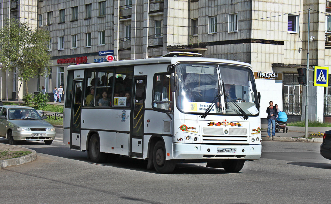 Ленинградская область, ПАЗ-320402-03 № 135