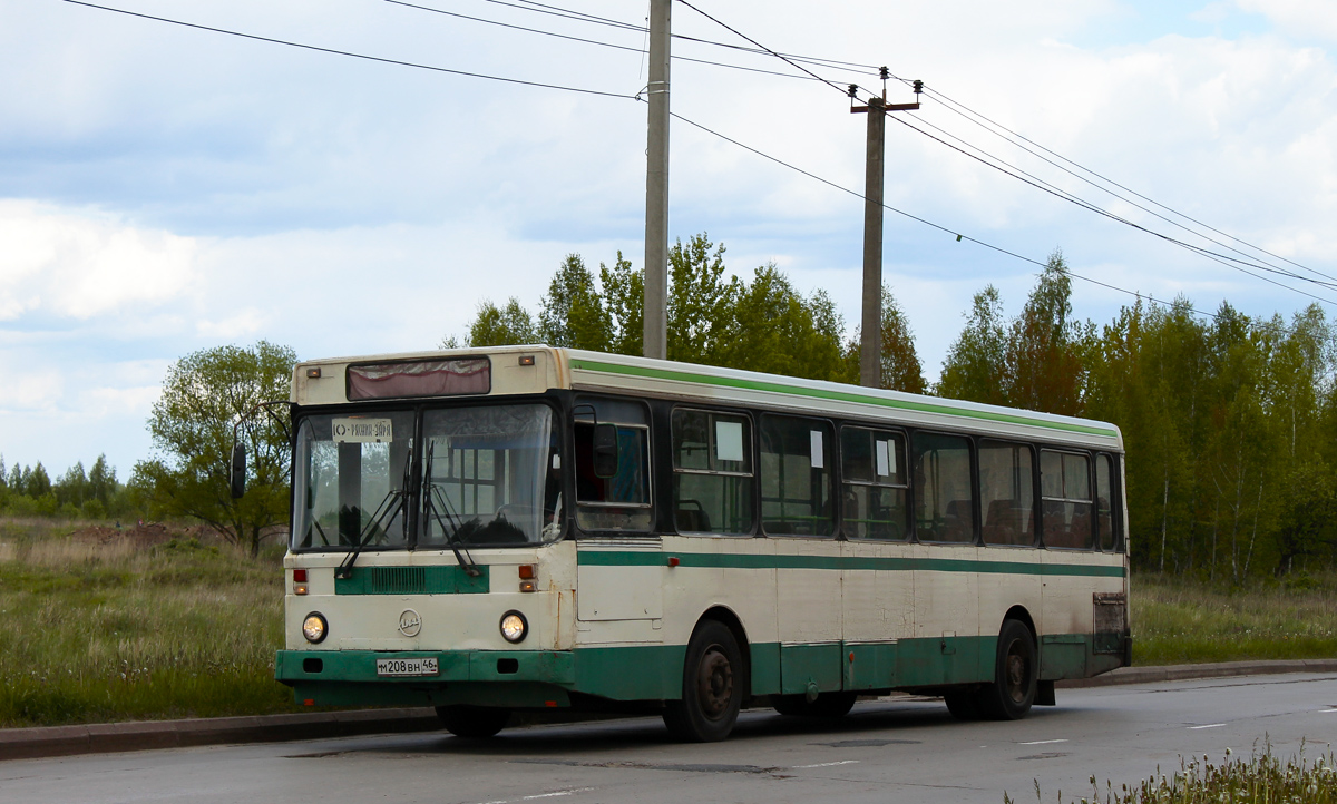 Kursk region, LiAZ-5256.25 č. М 208 ВН 46