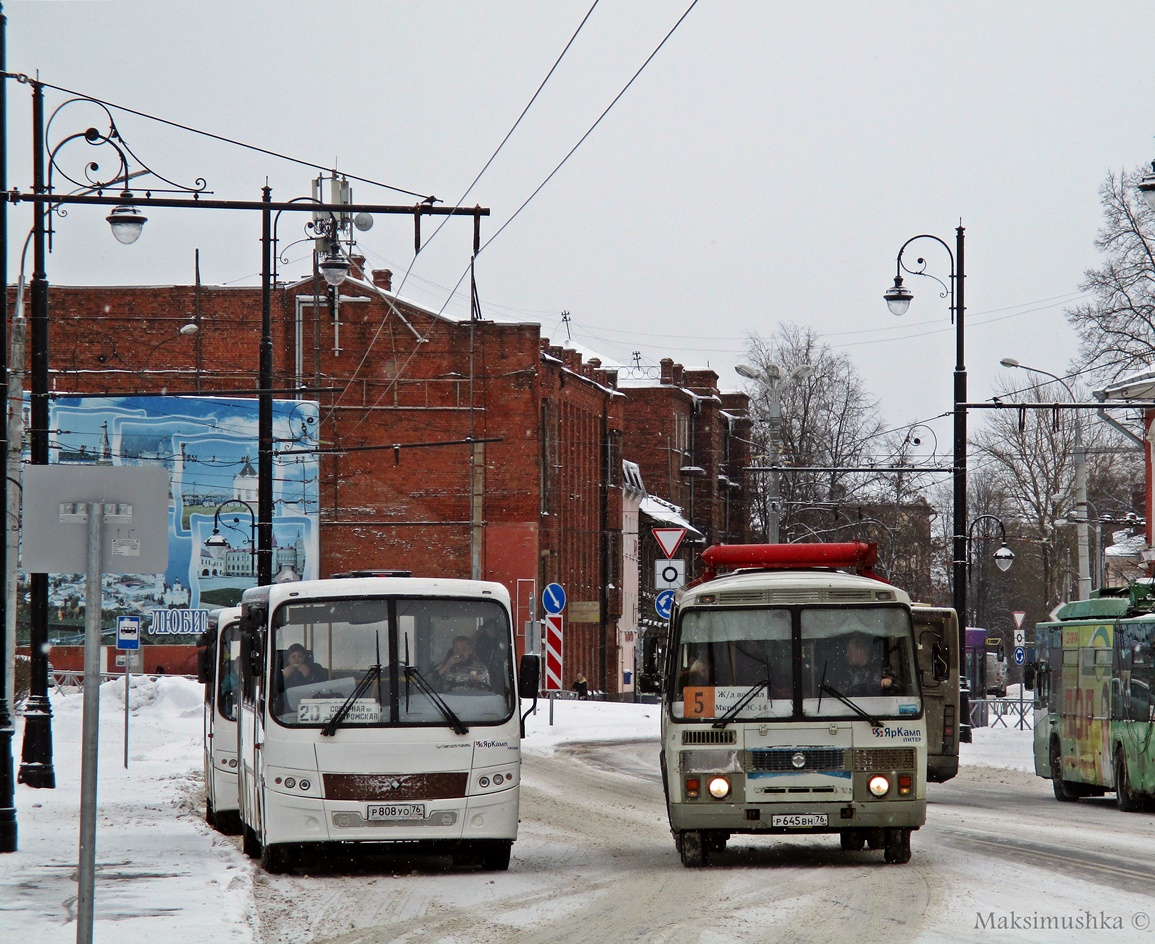 Ярославская область, ПАЗ-320414-04 "Вектор" № 98; Ярославская область, ПАЗ-32054 № Р 645 ВН 76