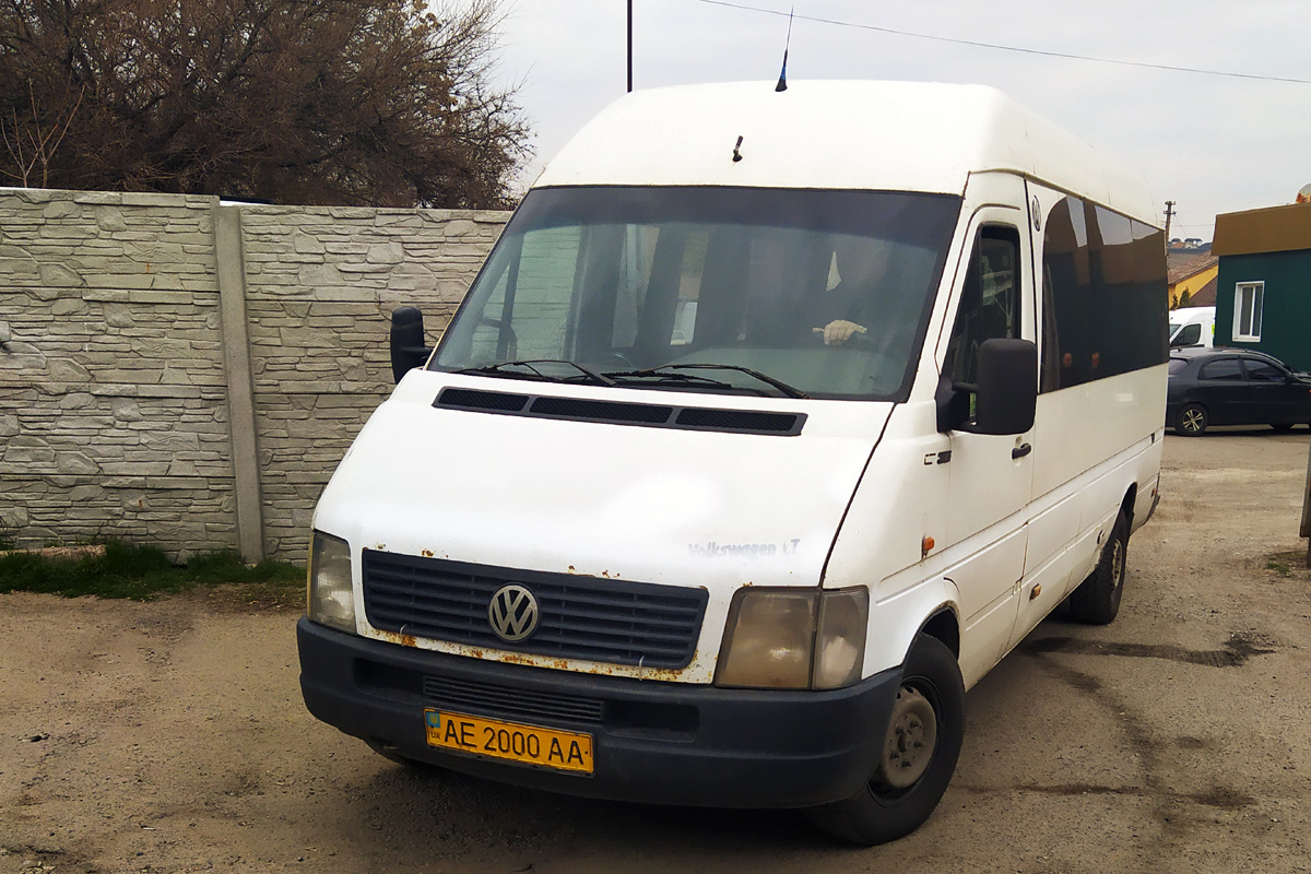 Днепропетровская область, Volkswagen LT35 № AE 2000 AA