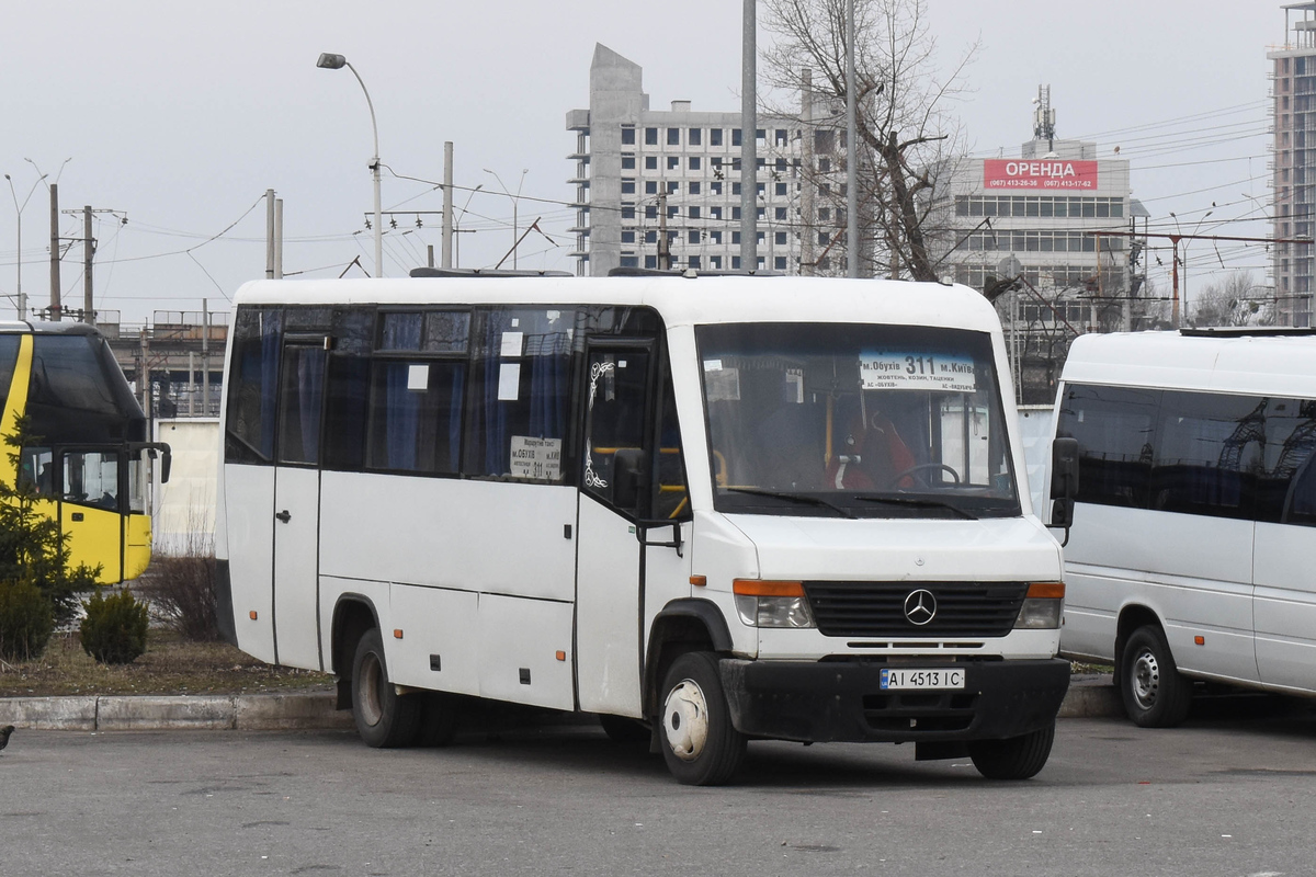 Киевская область, Тур-А4072 № AI 4513 IC