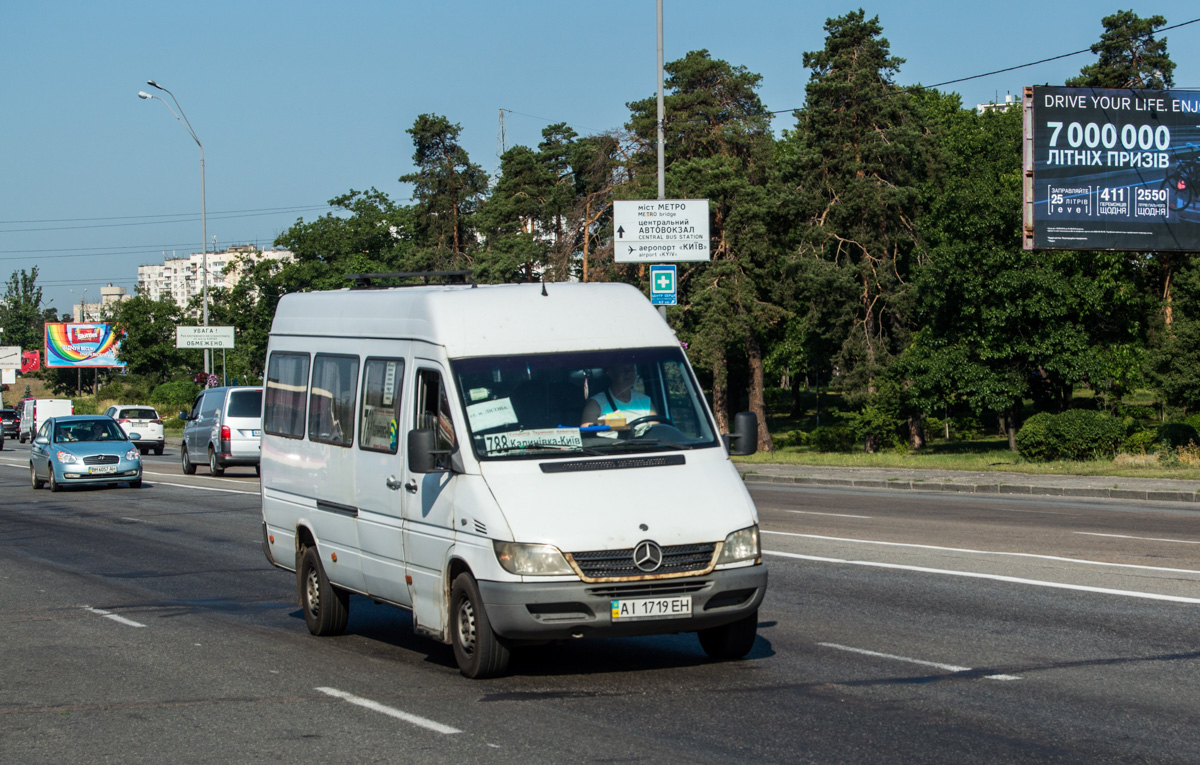 Киев, Mercedes-Benz Sprinter W903 313CDI № AI 1719 EH