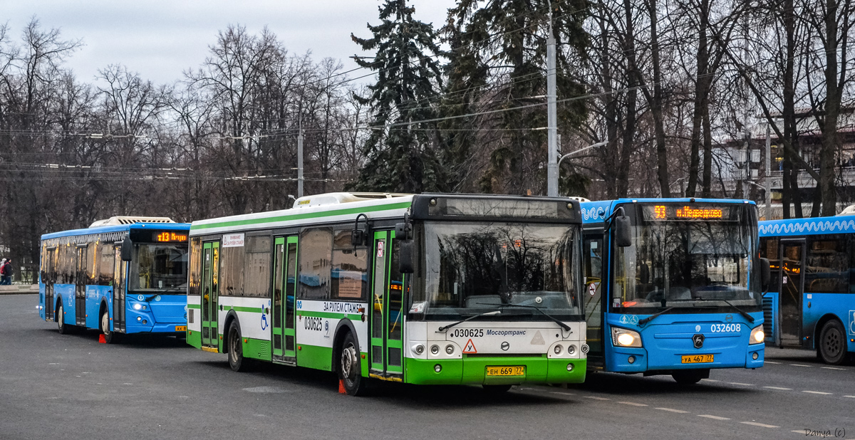 Μόσχα, LiAZ-5292.22-01 # 030625