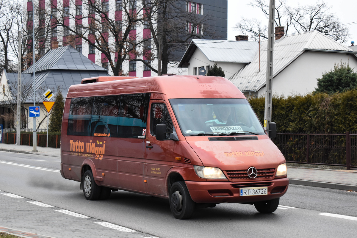 Lenkija, Mercedes-Benz Sprinter W901–905 Nr. RT 36726