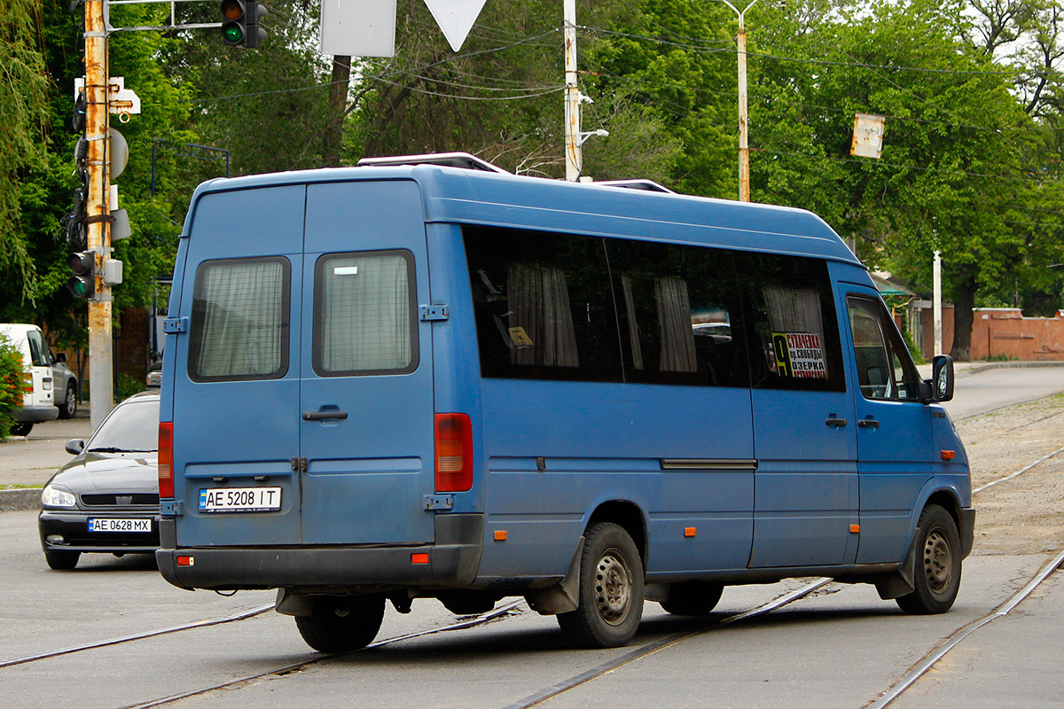 Днепропетровская область, Volkswagen LT35 № AE 5208 IT