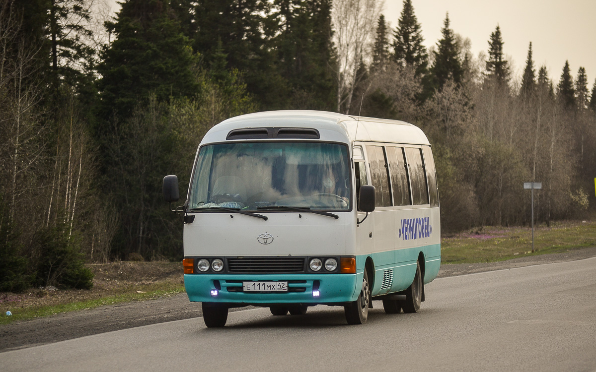 Кемеровская область - Кузбасс, Toyota Coaster HZB50L № Е 111 МХ 42