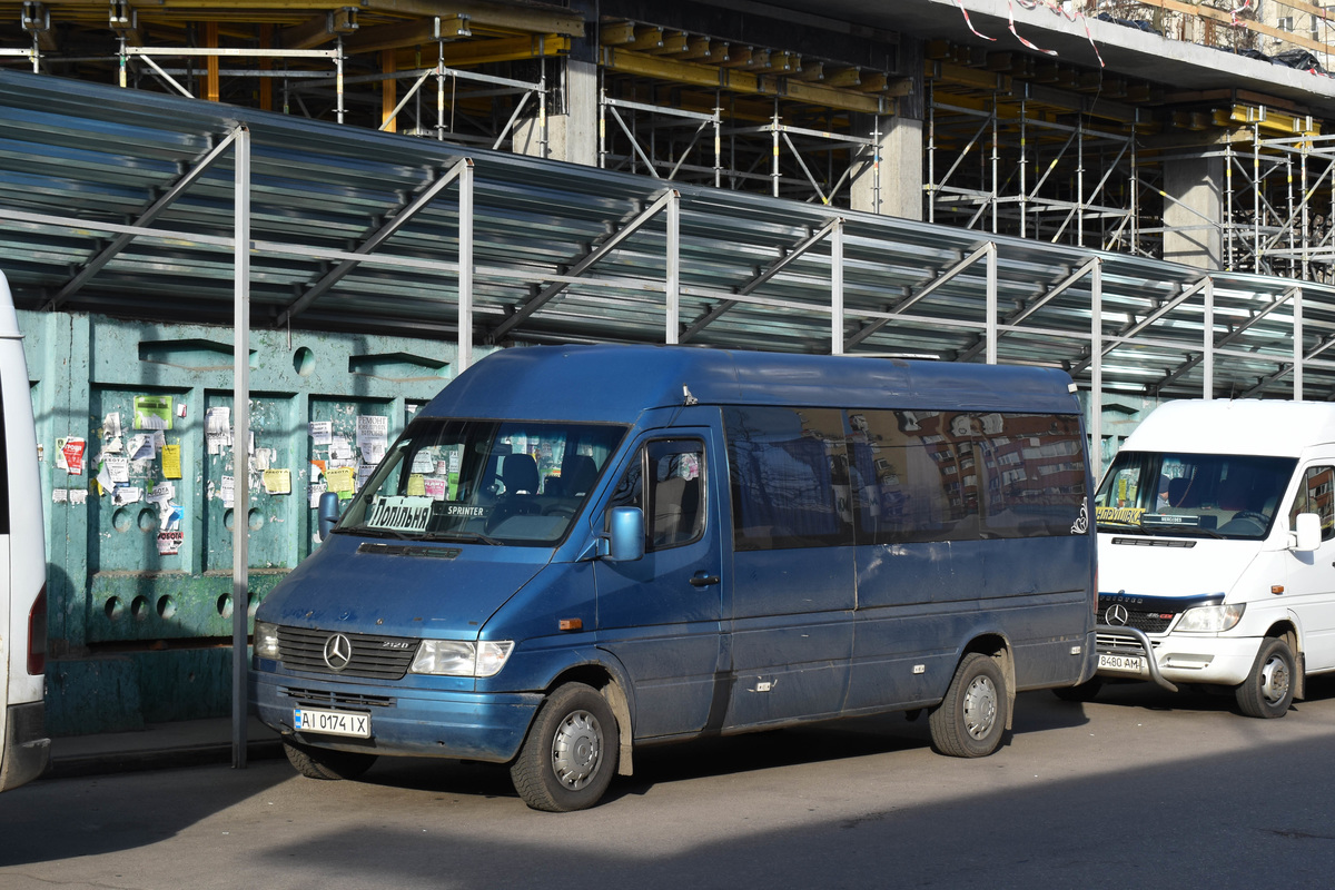 Kiew, Mercedes-Benz Sprinter W903 312D Nr. AI 0174 IX