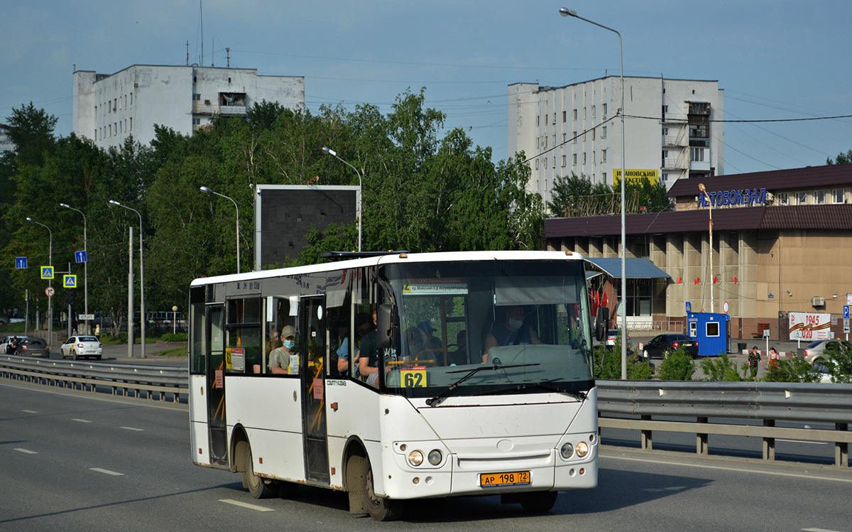 Тюменская область, Hyundai County Kuzbas HDU2 № АР 198 72