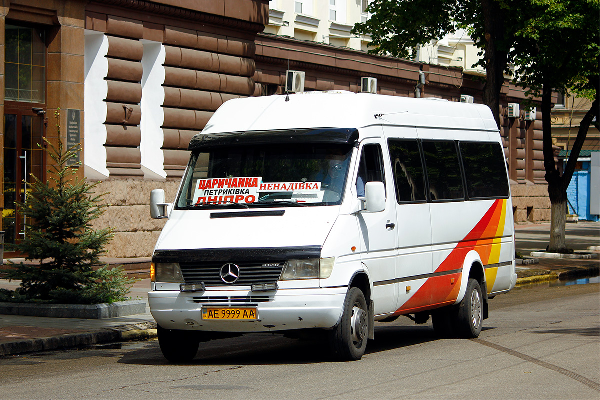 Днепропетровская область, Mercedes-Benz Sprinter W904 412D № AE 9999 AA