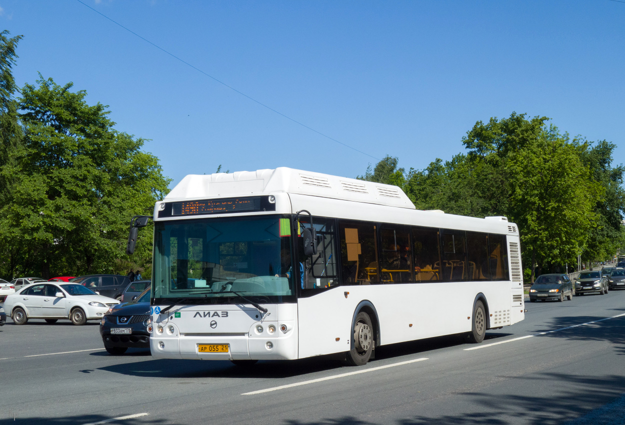 Sankt Petersburg, LiAZ-5292.67 (CNG) Nr 4450