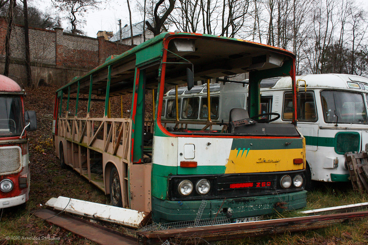 Литва, Ikarus 250 № 524