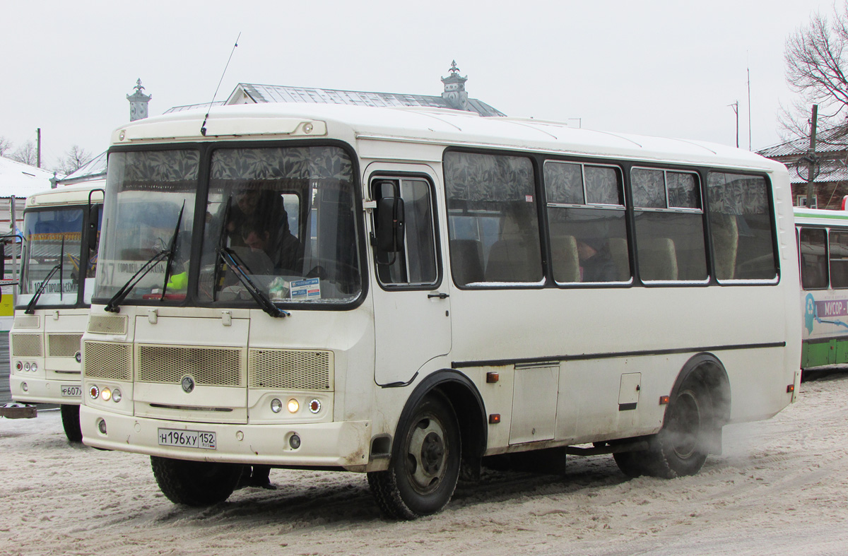 Nizhegorodskaya region, PAZ-32053 Nr. Н 196 ХУ 152
