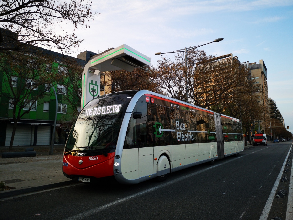 Испания, Irizar ie tram 18m № 8530