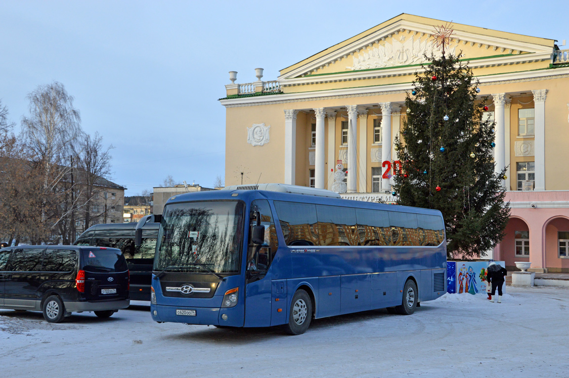 Челябинская область, Hyundai Universe Xpress Noble № О 620 ОО 74