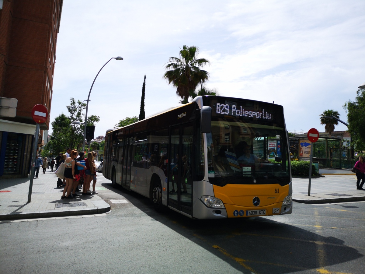 Spanien, Mercedes-Benz Citaro C2 hybrid Nr. 663