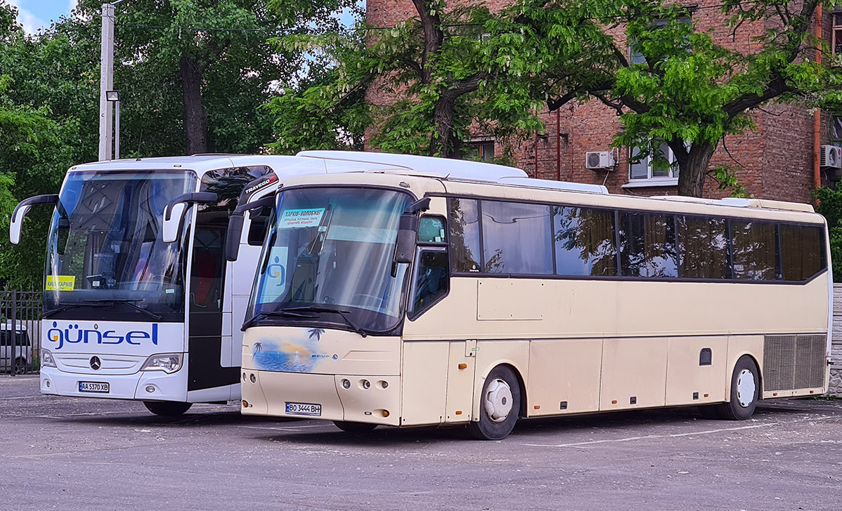 Тернопольская область, Bova Futura FHD 13.**0 № BO 3444 BH; Киев, Mercedes-Benz Travego II SHD 15SHD facelift № AA 5370 XB