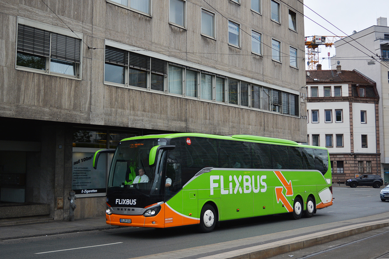 Hamburg, Setra S517HD Nr. 46