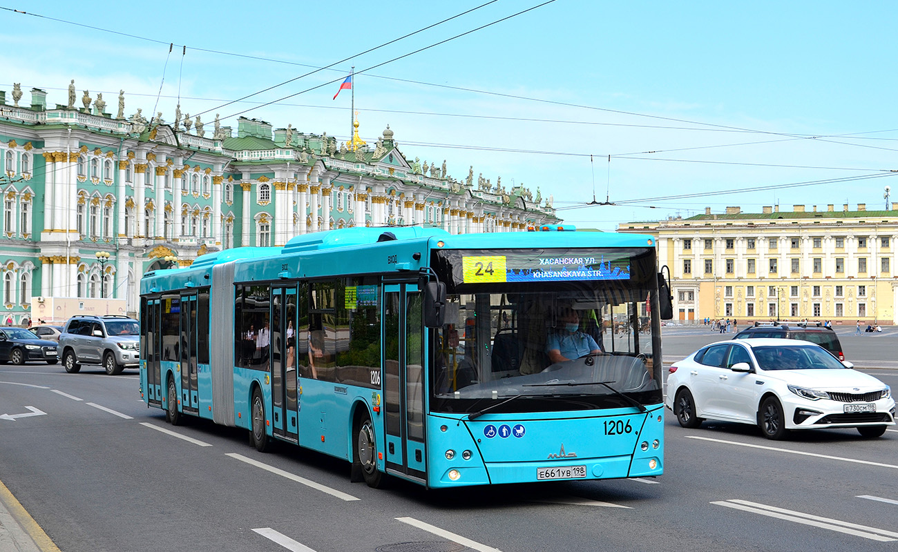 Общественный транспорт санкт петербурга. Автобус 24 Санкт Петербург. МАЗ 216 маршрут 24. Городские автобусы Санкт-Петербурга. Городской автобус Питер.