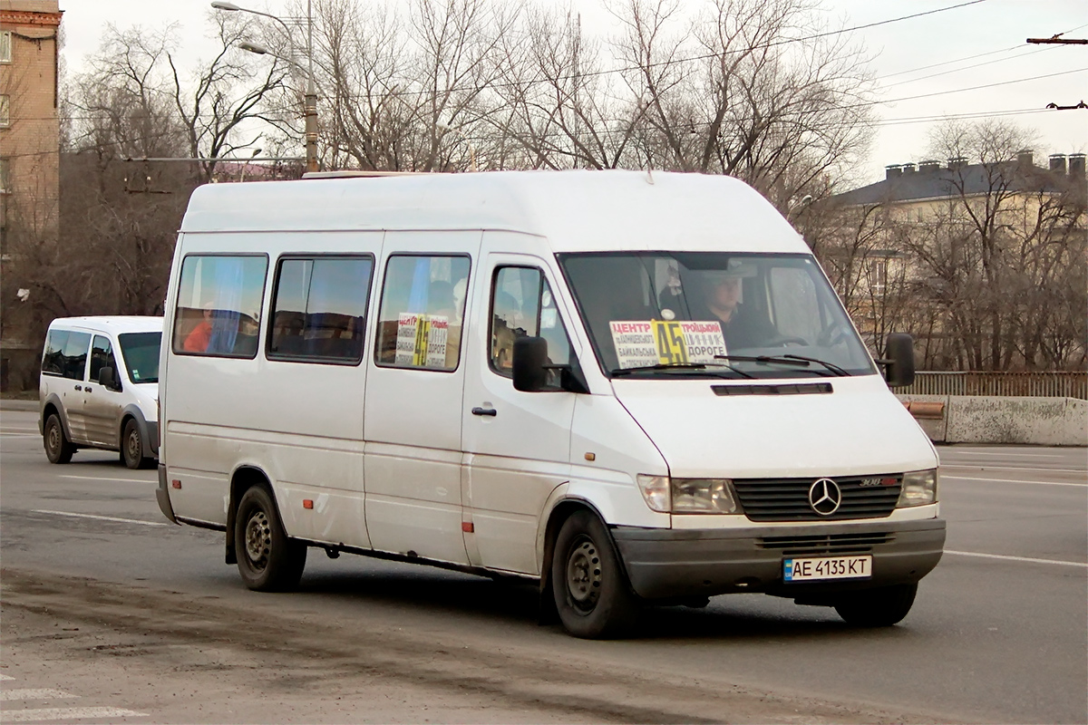Днепропетровская область, Mercedes-Benz Sprinter W903 312D № AE 4135 KT