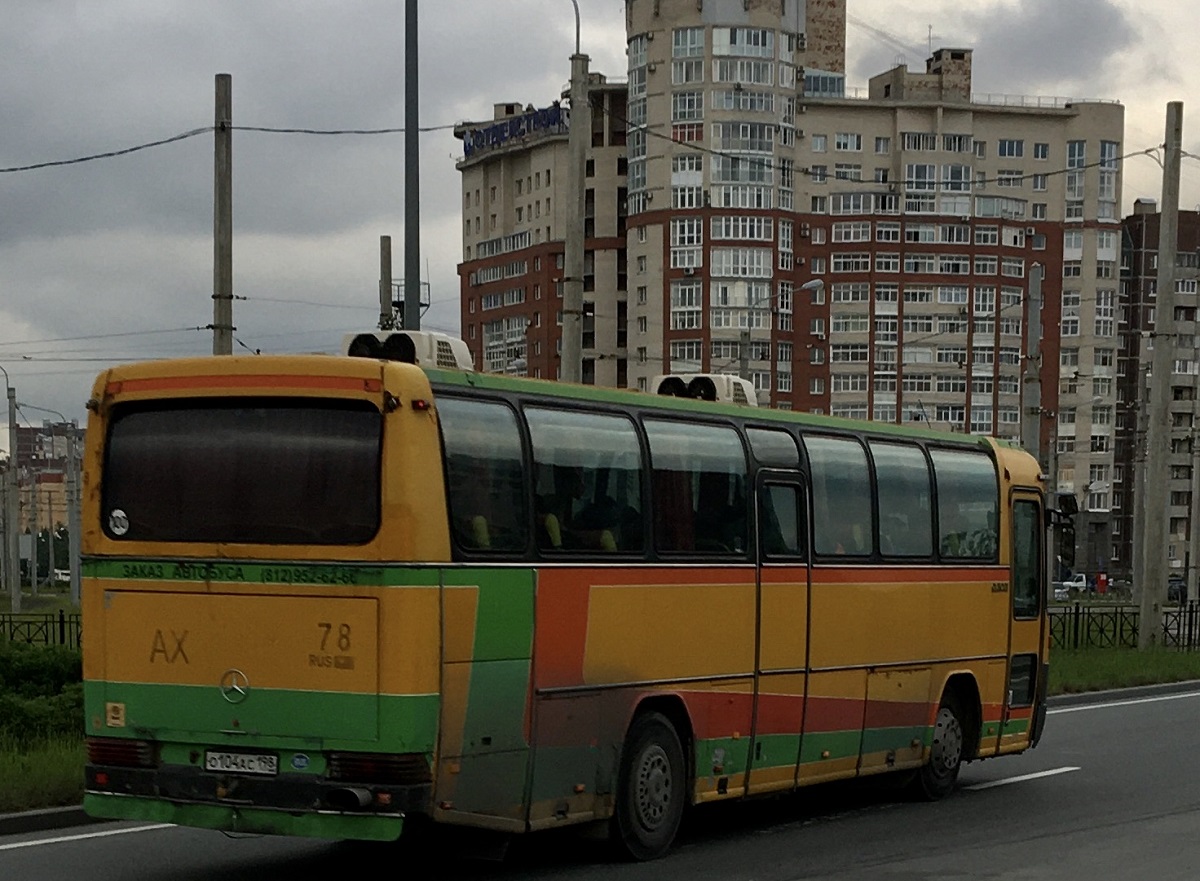 Санкт-Петербург, Mercedes-Benz O303-14RHS № О 104 АС 198