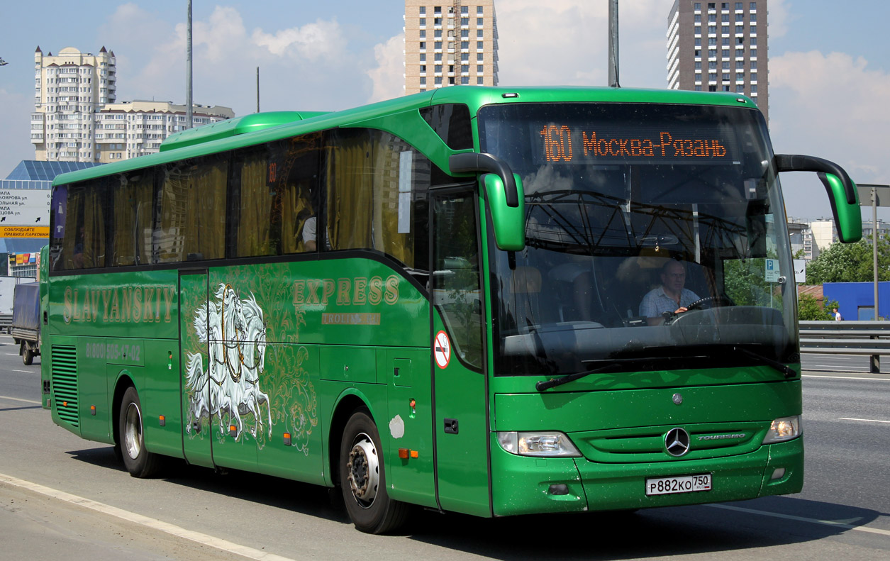 Москва, Mercedes-Benz Tourismo II 15RHD № Р 882 КО 750