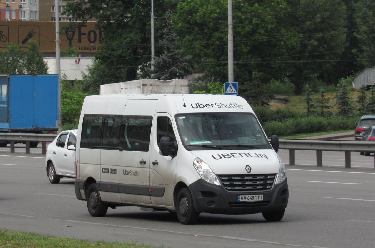 Киев, Renault Master III № AA 6481 TI